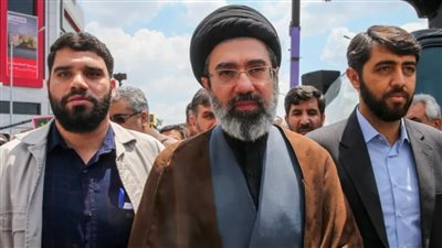 «المرشد الغائب الحاضر».. مصادر استخباراتية تكشف آخر تطورات الحالة الصحية لمجتبى خامنئي