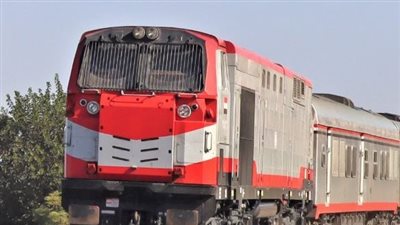 أثناء عبور المزلقان.. مصرع شاب دهسا أسفل عجلات القطار في أسيوط