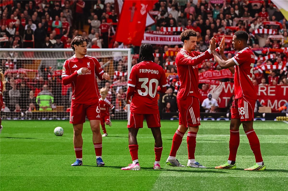 مباريات ليفربول المتبقية في الدوري الإنجليزي بعد التعادل مع تشيلسي