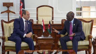 السيسي وروتو يبحثان تعزيز الشراكة الاستراتيجية بين مصر وكينيا والتنسيق في قضايا المياه والسودان