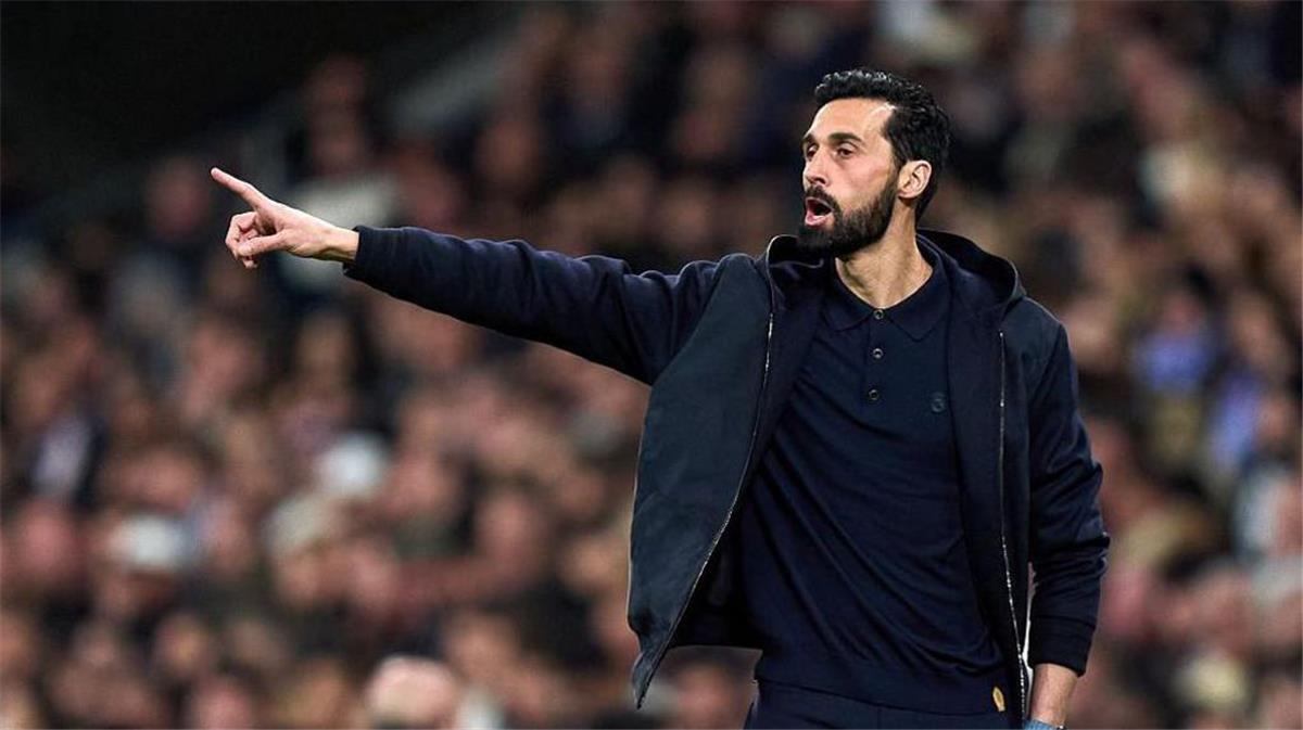 أربيلوا يرفض الحديث عن مورينيو ويؤكد: ريال مدريد يتلقى معاملة مختلفة.. ولن أعلق على بيريز