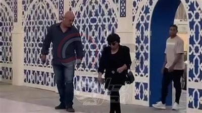 بدء عزاء عبد الرحمن أبو زهرة.. وفردوس عبد الحميد أول الحاضرين
