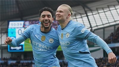 هالاند ومرموش يقدمان درسًا في الاحتراف داخل مانشستر سيتي