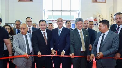 جهاز تنمية المشروعات يفتتح معرض أوكازيون للأثاث الدمياطي بالتعاون مع الغرفة التجارية بدمياط