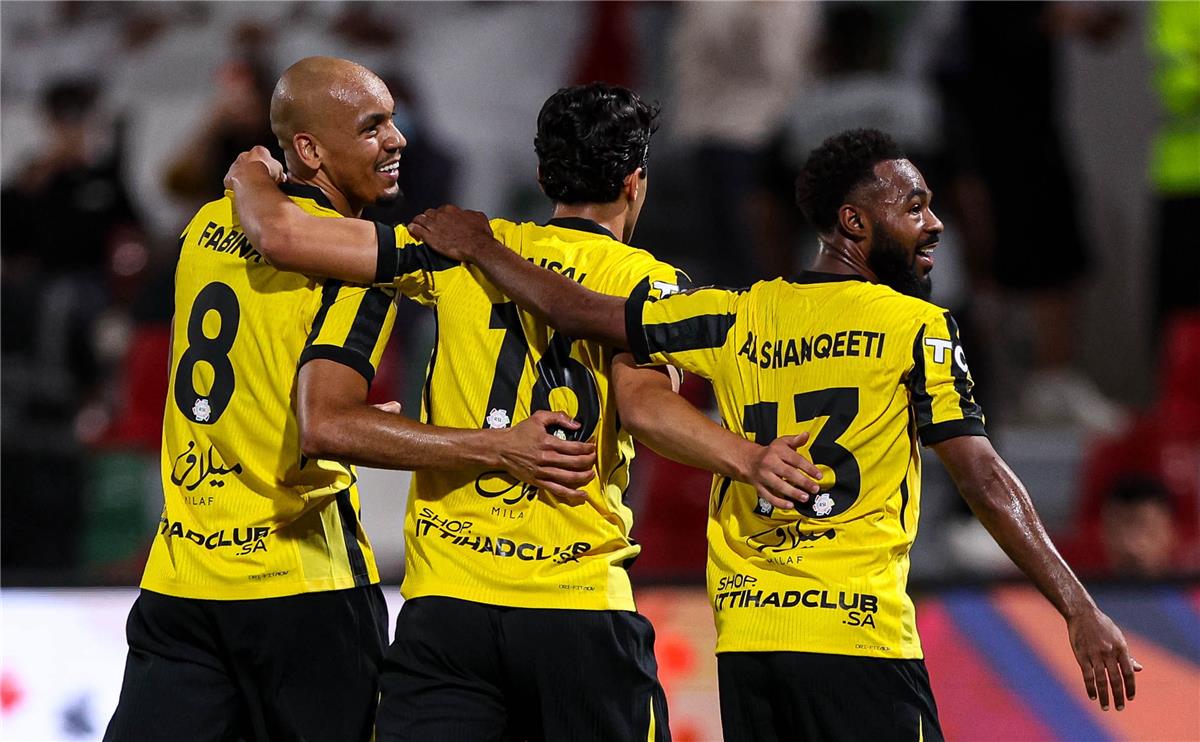 فيديو| الاتحاد يهزم الاتفاق بثلاثية في الدوري السعودي