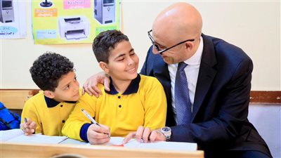 لا تصعيد لأي طالب دون إتقان القراءة والكتابة وتنفيذ برامج علاجية للمقصرين
