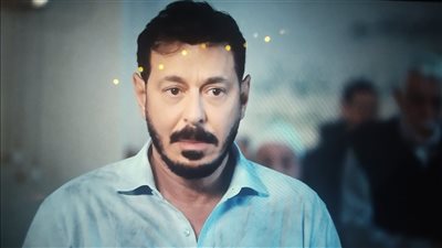 ما طبيعة مرضه؟.. تطورات الحالة الصحية لوالد مصطفى شعبان بعد نقله إلى المستشفى