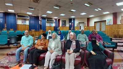 مدير تعليم القاهرة تتابع غرفة عمليات الدبلومات الفنية 2026 في أول أيام الامتحانات العملية