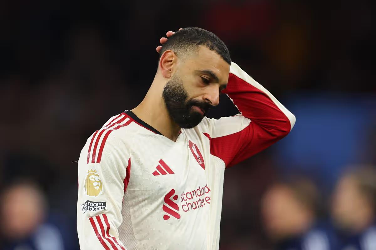 “إعجاب وتصفيق”.. رد فعل لاعبي ليفربول تجاه رسالة محمد صلاح القوية بعد الخسارة أمام أستون فيلا