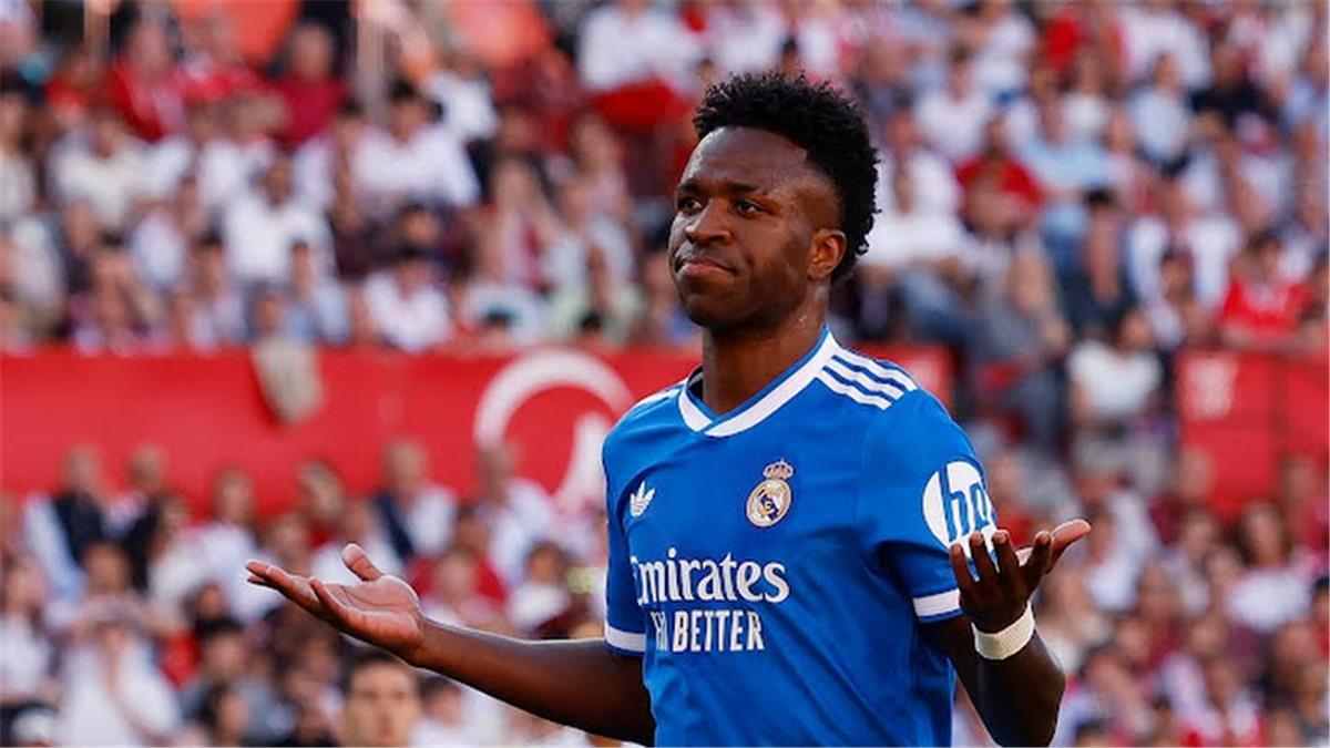 فينيسيوس يسجل هدف ريال مدريد الأول أمام إشبيلية