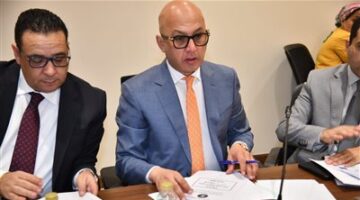 النائب هشام حسين يطالب وزارة الطيران ببيان تفصيلي حول أوجه الإنفاق الواردة بمشروع الموازنة الجديدة