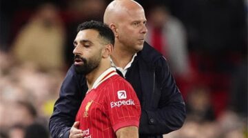 ديلي ميل: محمد صلاح يشن حربًا ذكية ضد سلوت.. وانقسام في صفوف ليفربول