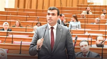النائب حسين هريدي يتقدم بطلب إحاطة بشأن إعلانات المراهنات الإلكترونية داخل استاد القاهرة