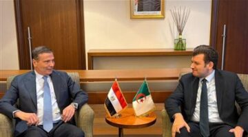 وزير الزراعة يبحث مع نظيره الجزائري تعزيز التعاون المشترك وتحقيق الأمن الغذائي المستدام