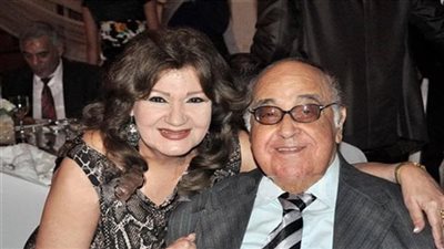 قعدت 28 يوم تحت رجله.. ميمي جمال تكشف اللحظات الأخيرة في حياة حسن مصطفى