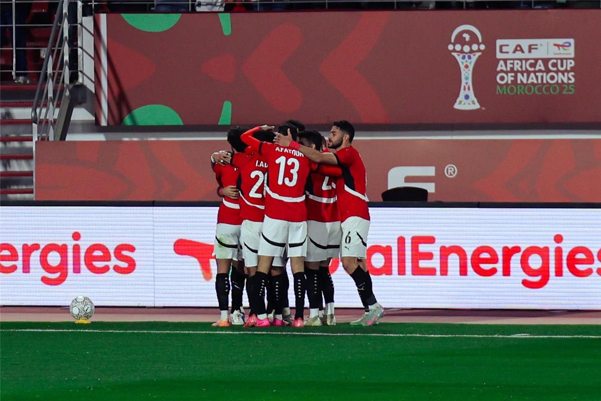 خاص | طاقم تحكيم عربي لمباراة مصر وروسيا استعداداً لـ كأس العالم 2026