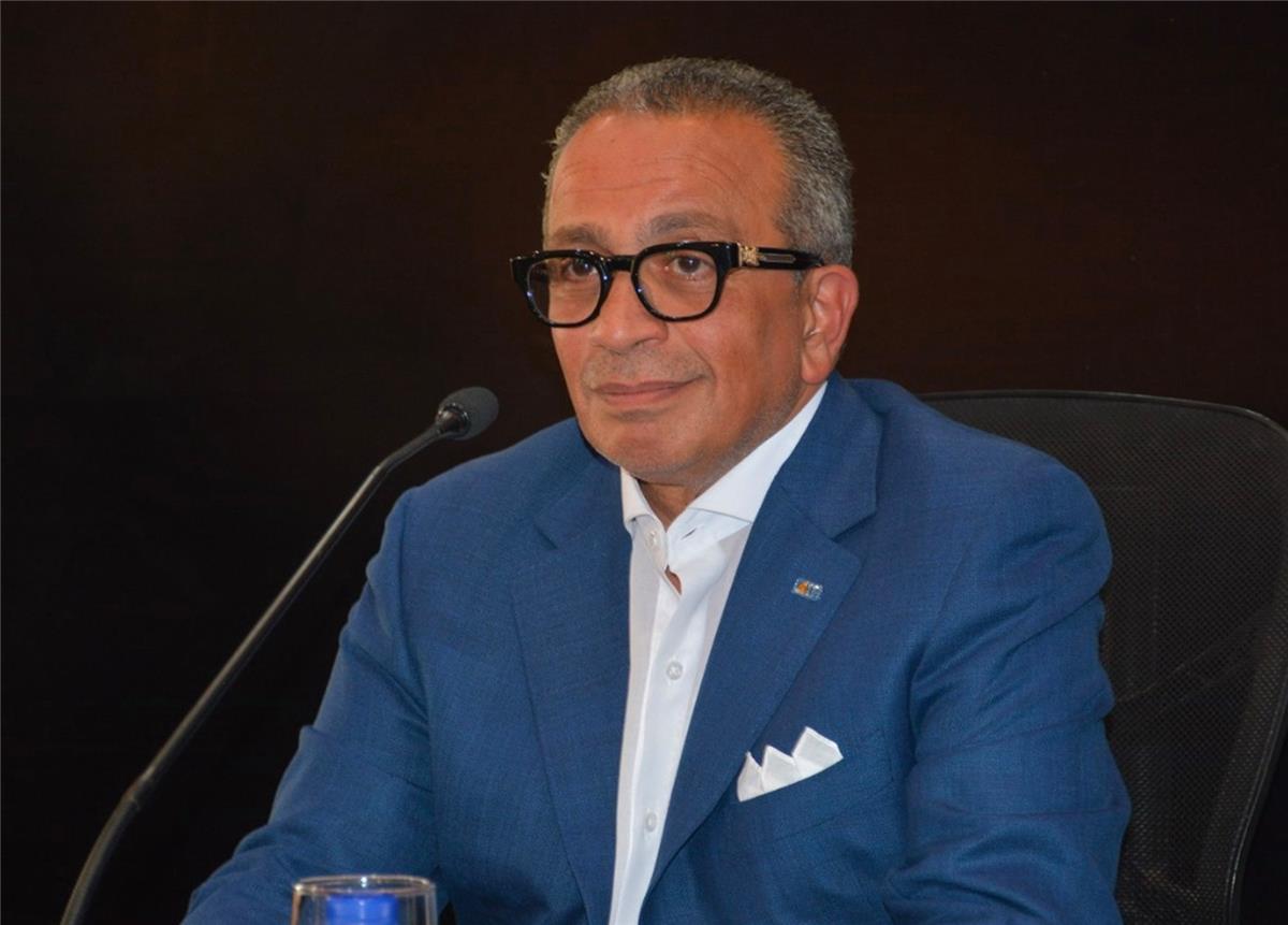 عمرو الجنايني يعلن موقفه من استمرار معتمد جمال.. ويصرح: هذا أصعب دوري في تاريخ الزمالك