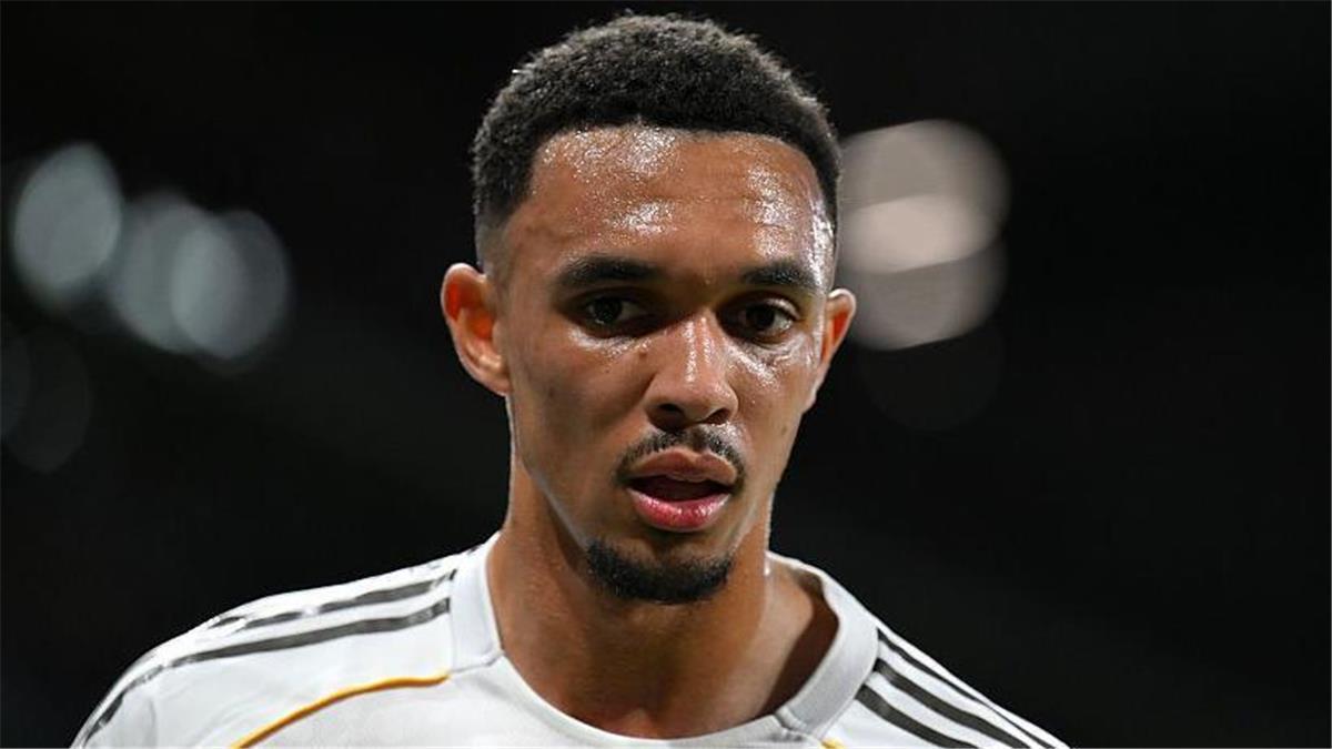 تقارير: 6 مزايا لبديل أرنولد المحتمل في ريال مدريد