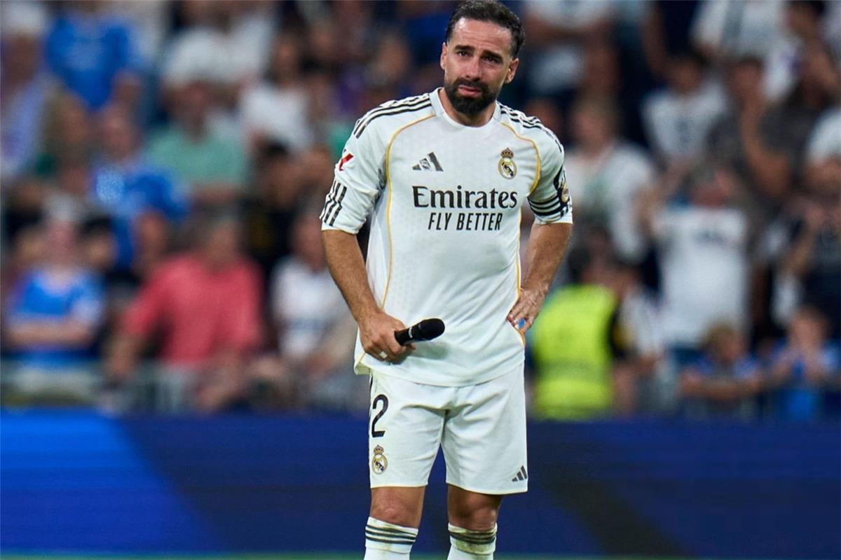 وداع مؤثر من كارفاخال عقب رحيله عن ريال مدريد: لا تنسوا الجيل الذهبي