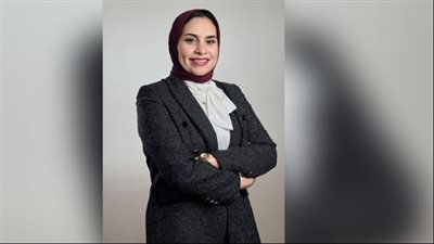 حين دافعت كارين ديكرو عن الأب