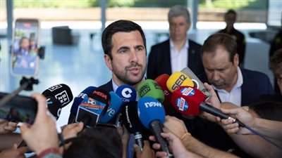 ريكيلمي يهاجم بيريز في سباق رئاسة ريال مدريد