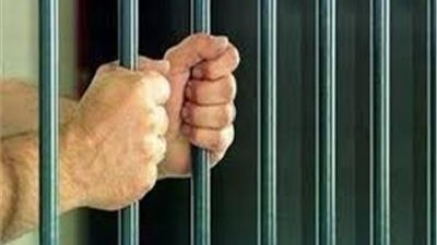 مطالب مالية وخلافات متكررة.. القبض على عاطل اعتدى على والده وشقيقته بالغربية