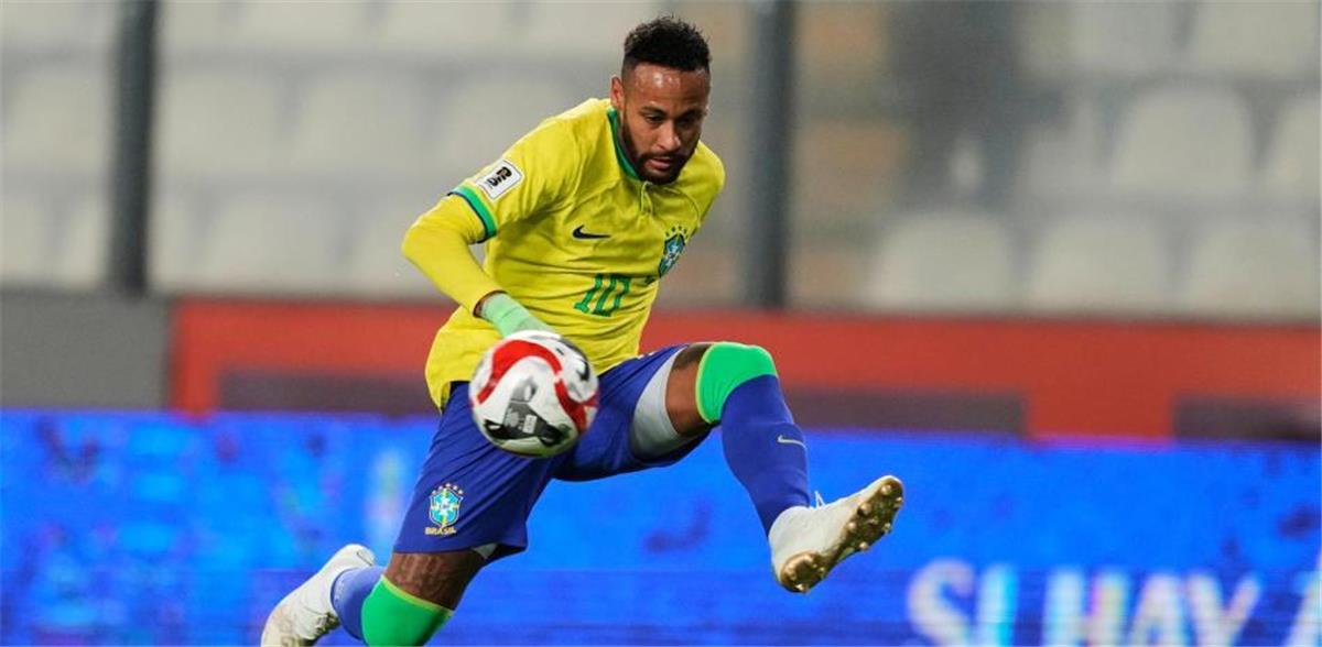 بعد تأكد غيابه عن مباراة مصر.. الاتحاد البرازيلي يصعق نيمار دا سيلفا ويوجه له مهلة أخيرة