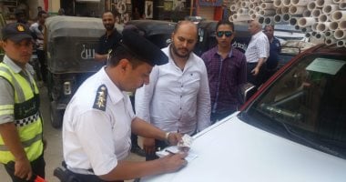 ضبط طفل يقود «ميكروباص» بالشرقية ووالده يعترف بالسماح له بالعمل عليه