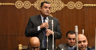 أكمل نجاتى يوافق على الحساب الختامي ويطالب بإصلاح الهيئات الاقتصادية