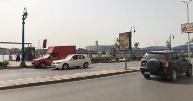 النشرة المرورية.. سيولة بحركة السيارات بمحاور القاهرة والجيزة