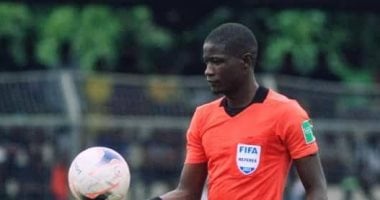 «فال سيئ».. عادل عقل يحذر لاعبى الزمالك من حكم نهائى الكونفدرالية الليلة