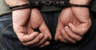 ضبط المتهمين باحتجاز شاب والاعتداء عليه لعلاقته بفتاة فى كرداسة