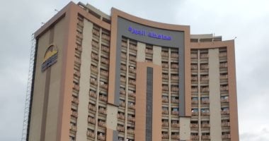 الجيزة ترفع درجة الاستعداد القصوى لاستقبال العيد.. المحافظ: تجهيز المساجد ورفع جاهزية المستشفيات.. تكثيف الحملات على المواقف والأسواق.. تصدى فورى للتعديات ومخالفات البناء.. وفتح المجازر الحكومية مجانا للمواطنين