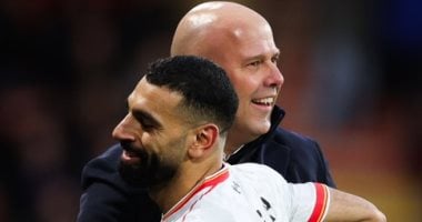 سلوت يودع محمد صلاح برسالة مفاجئة قبل مباراة ليفربول وبرينتفورد