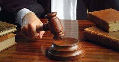 إحالة خادمة للمحاكمة سرقت مشغولات ذهبية من شقة بالنزهة