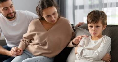 قانون الأسرة.. الأب 2 فى ترتيب الحضانة وسلطة تقديرية للمحكمة طبقا لمصلحة الطفل