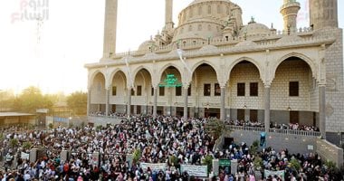 ما حكم صلاة العيد هل سنة أم فرض؟.. دار الإفتاء تجيب
