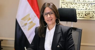 وزيرة الثقافة تتفقد المواقع والأنشطة الثقافية بمطروح