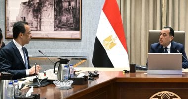 رئيس الوزراء يتابع الموقف التنفيذي للمبادرة الرئاسية “الرواد الرقميون”