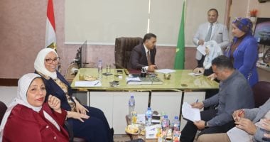 محافظ القليوبية يعقد لقاء جماهيريا ويصدر قرارات للأولى بالرعاية وذوي الهمم