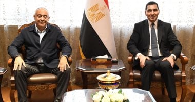 وزير الشباب يلتقي رئيس الشركة المتحدة للرياضة لبحث التعاون المشترك