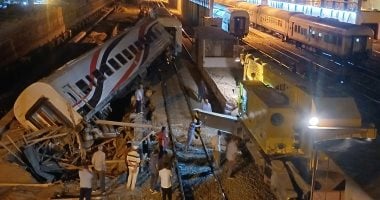 التفاصيل الكاملة لحادث قطار 187 الروسى بأسوان.. سقوط العربة الأخيرة فى أعمال حفر بعد لحظات من انطلاق رحلته إلى القاهرة.. إصابة 3 أشخاص ونقلهم للمستشفى الجامعى لتلقى العلاج.. وهيئة السكة الحديد: الحركة لم تتأثر