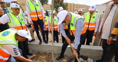 محافظ كفر الشيخ يشيد برجال النظافة والمواطنين ويعلن إنشاء عدد من الحدائق