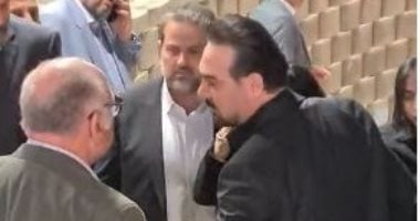 وائل جسار وهانى رمزى وخالد عجاج يقدمون واجب العزاء فى هانى شاكر