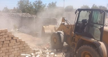 حملات مكبرة فى قوص ونجع حمادى لإزالة التعديات على أملاك الدولة