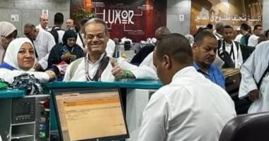 مطار الأقصر يعلن بدء موسم الحج برحلة أولى تعكس جاهزية عالية