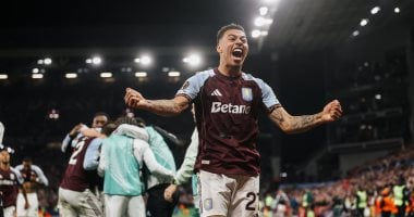 أستون فيلا يضرب موعدًا مع فرايبورج في نهائي الدوري الأوروبي برباعية أمام نوتنجهام