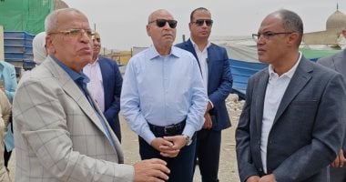 ​لإعادة الوجه الحضارى.. محافظة القاهرة تنقل موقف السيدة عائشة لموقعه الجديد بجوار “سوق الحمام”.. المحافظ: خطوة جديدة لإعادة النظام والتخلص من الزحام ضمن تطوير المنطقة.. صور