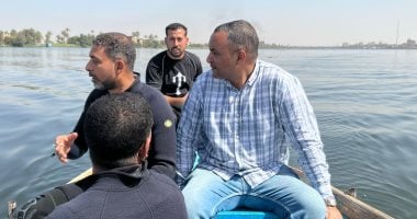 مياه قنا تدفع بغطاسين للمشاركة فى البحث عن شابين مفقودين بحادث نجع حمادى