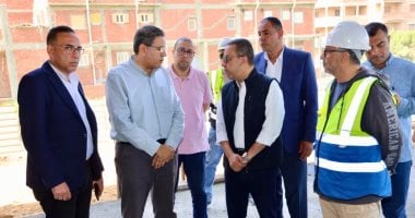 محافظ المنوفية يتفقد مستجدات الأعمال الإنشائية بمستشفى الشهداء الجديدة